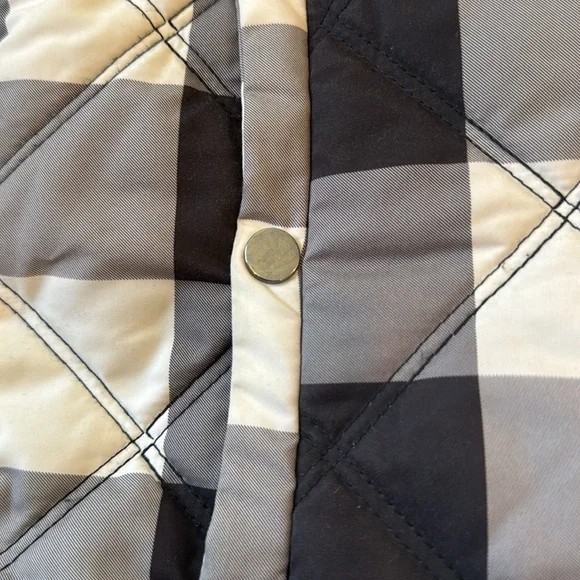 Kenzie women size large quilted vest buffalo plaid check black grey white - Picture 11 of 11